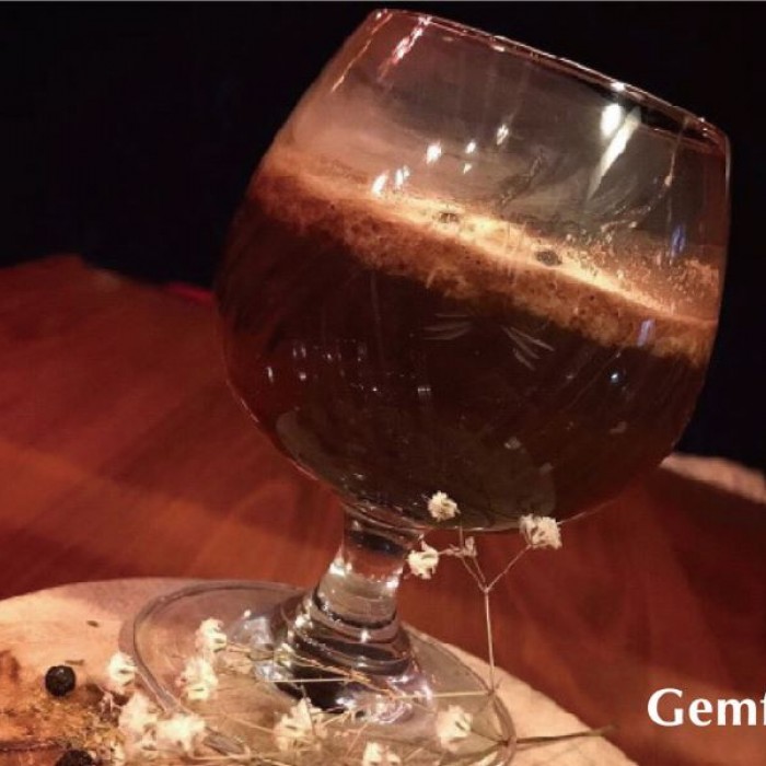 Earl Grey Tea with Cream Froth